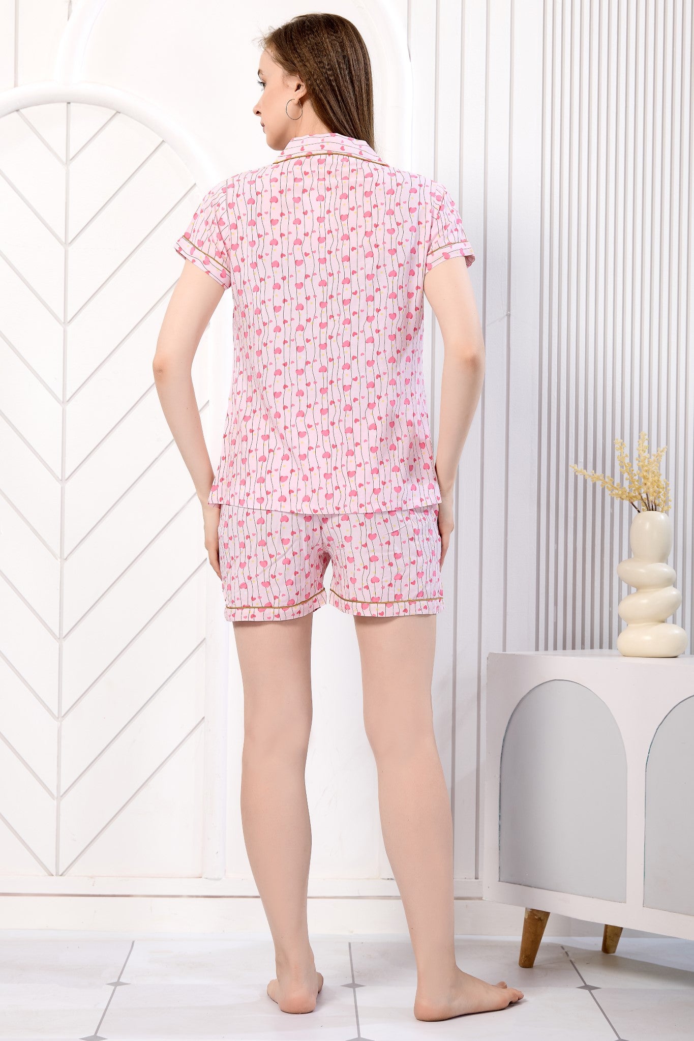 Short night dress