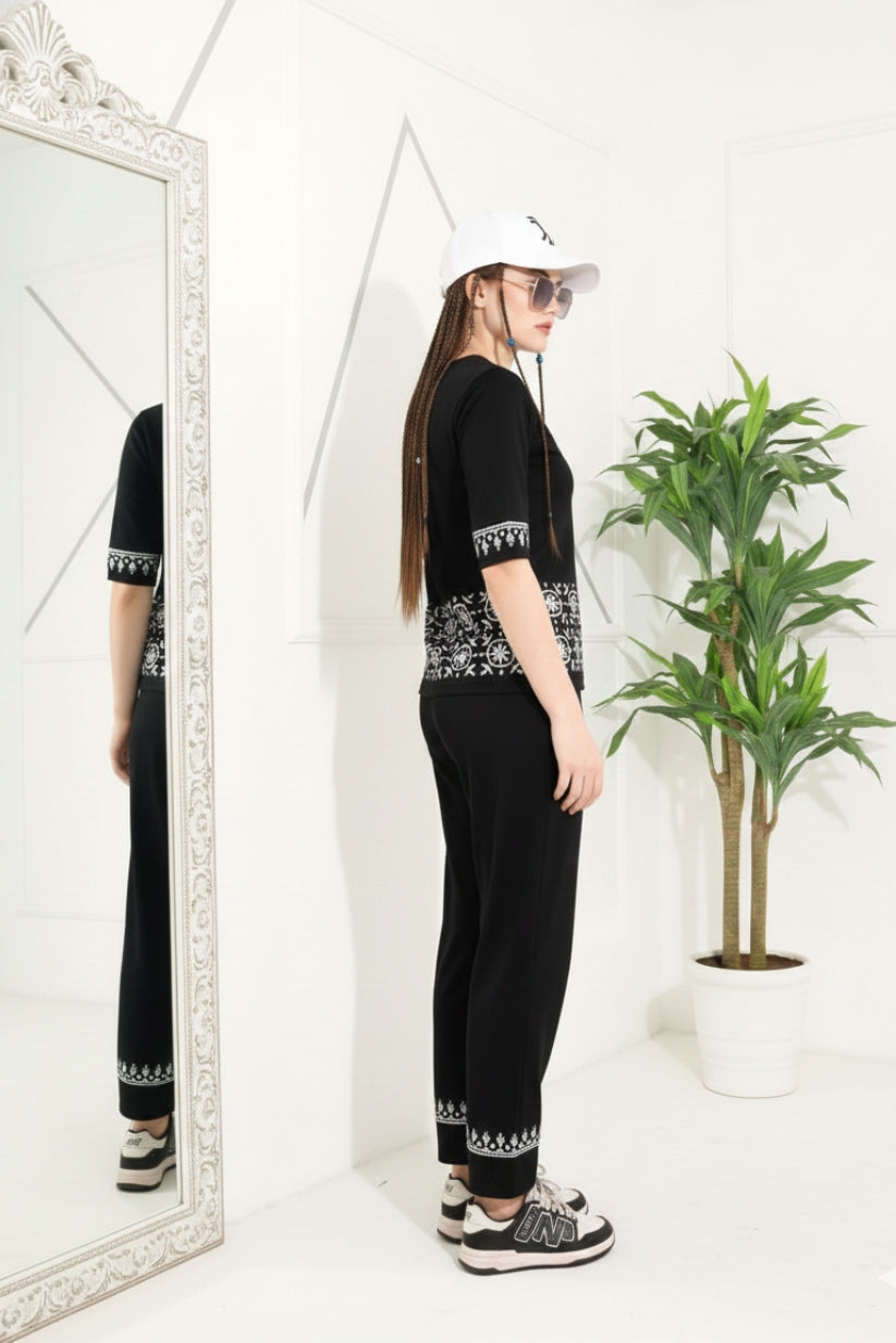 Black Geometric White Contrast Border Print Night Suit Set