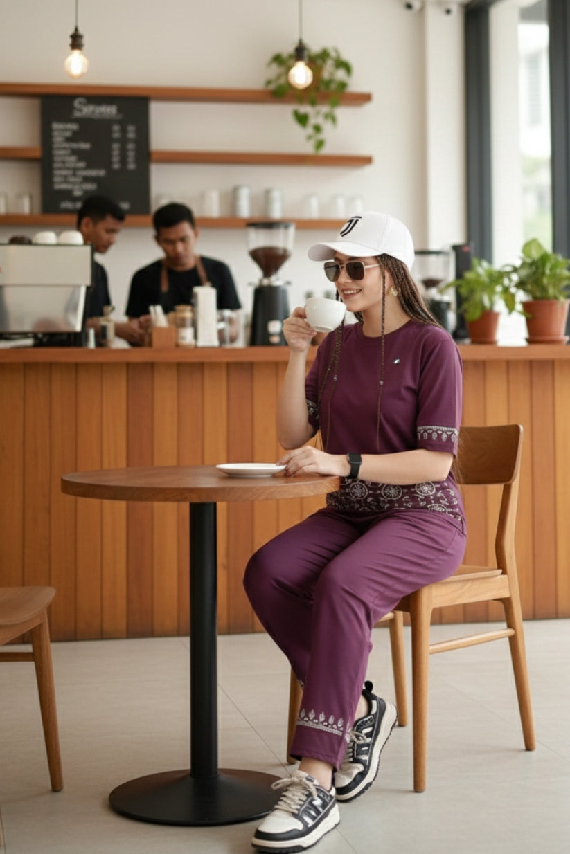 Wine Geometric White Contrast Border Print Night Suit Set