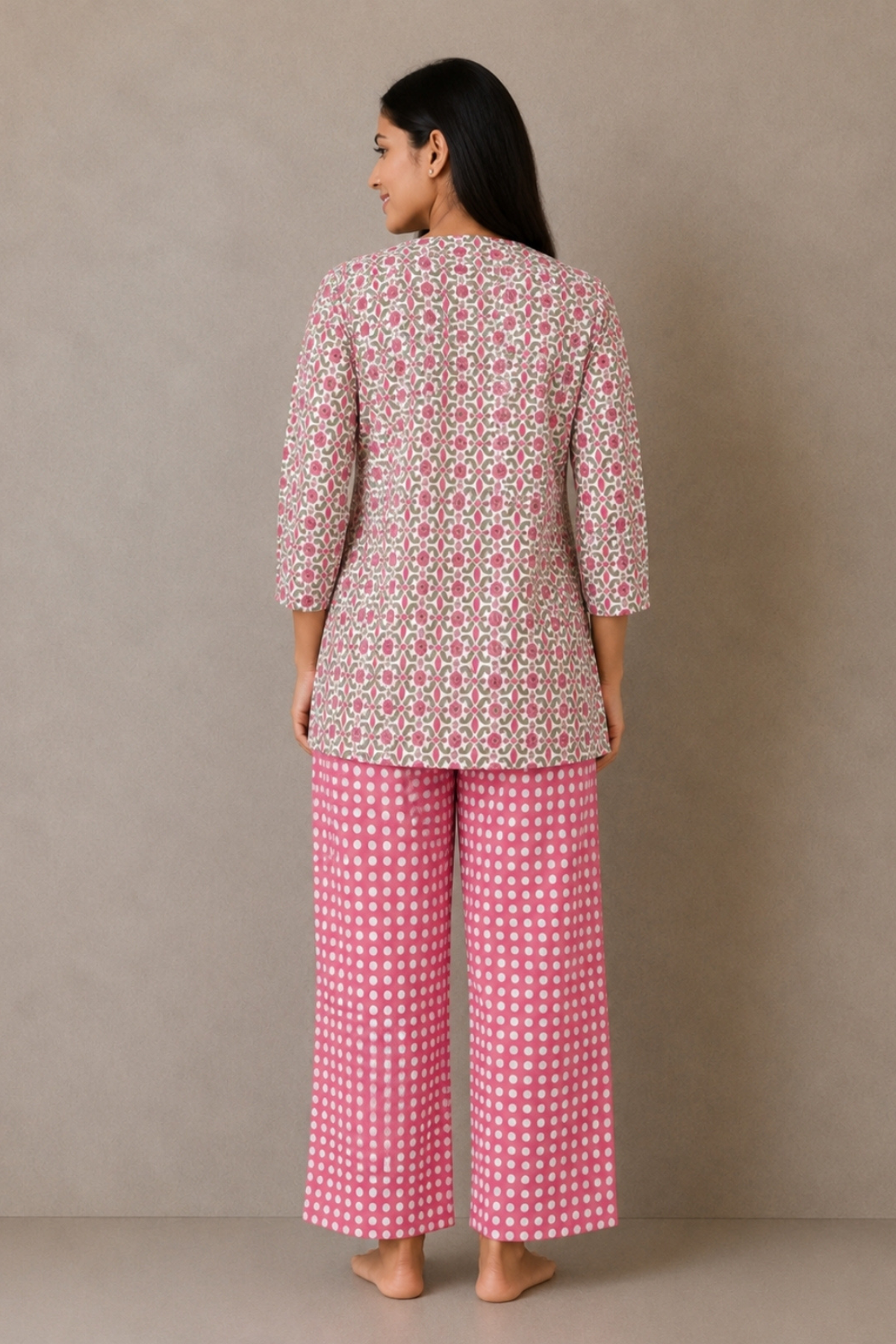 Rose pink geometric medallion co-ord set back view - Gemini Nightwears